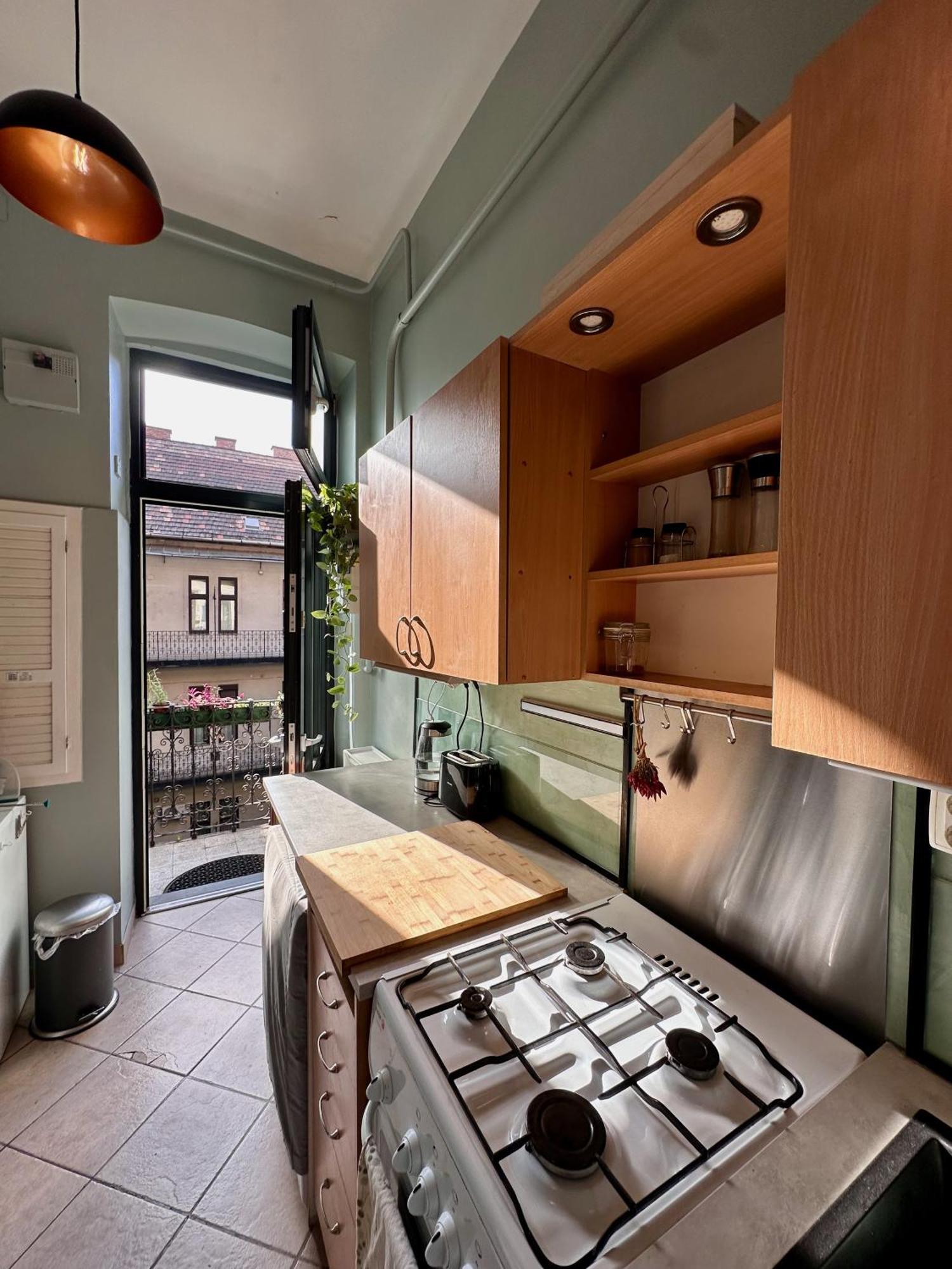 Centrally Located Studio Near Keleti Palyaudvar Budapest Luaran gambar